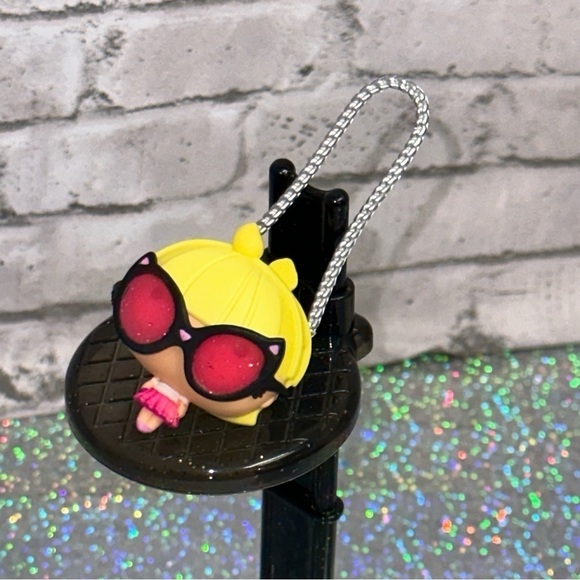 LOL Surprise OMG NEONLICIOUS Fashion Doll Purse Replacement Purse Only - Picture 1 of 7